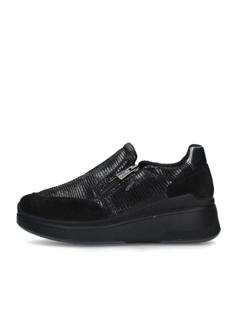 SNEAKERS SLIP ON CON ZEPPA IN PELLE SCAMOSCIATA DONNA NERO