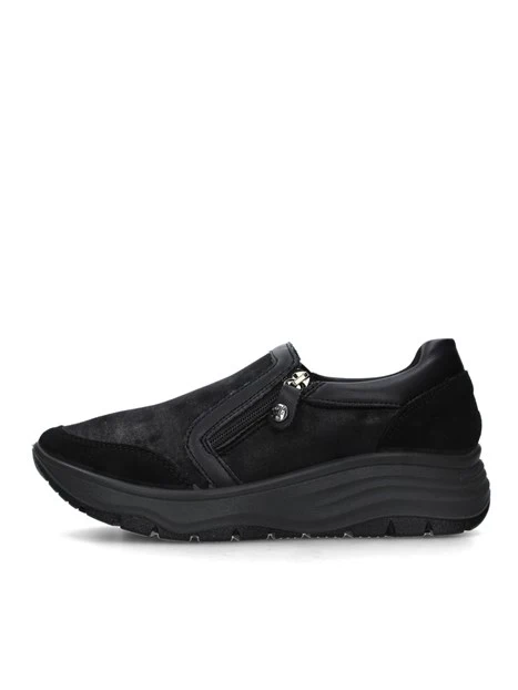 SNEAKERS SLIP ON SCAMOSCIATE DONNA NERO