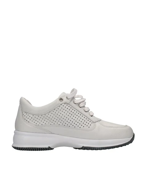 SNEAKERS IN PELLE TRAFORATA CON ZEPPA