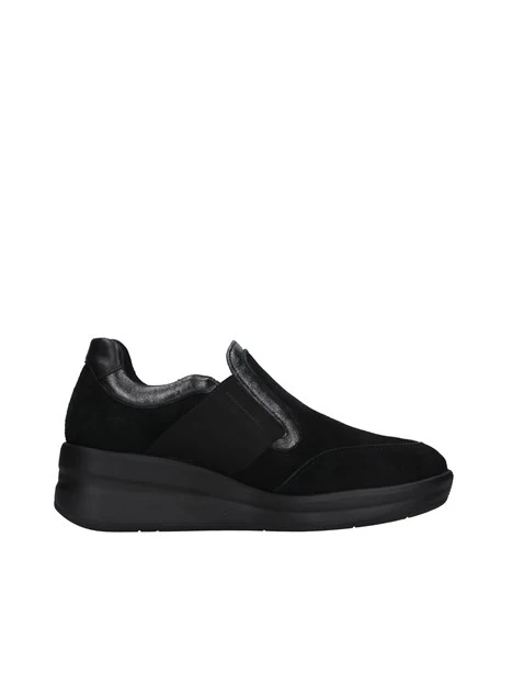 SNEAKERS SLIP ON IN CAMOSCIO CON ZEPPA DONNA NERO