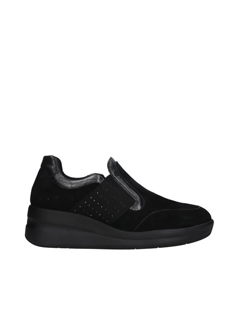 SNEAKERS SLIP ON IN CAMOSCIO CON ZEPPA DONNA NERO