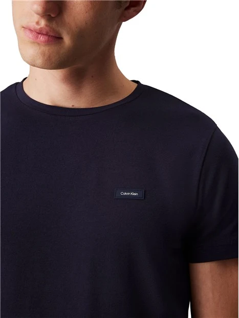 T-SHIRT A MANICHE CORTE CON LOGO SUL PETTO UOMO BLU