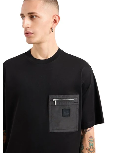 T-SHIRT MANICA CORTA CON TASCA CON ZIP UOMO NERO