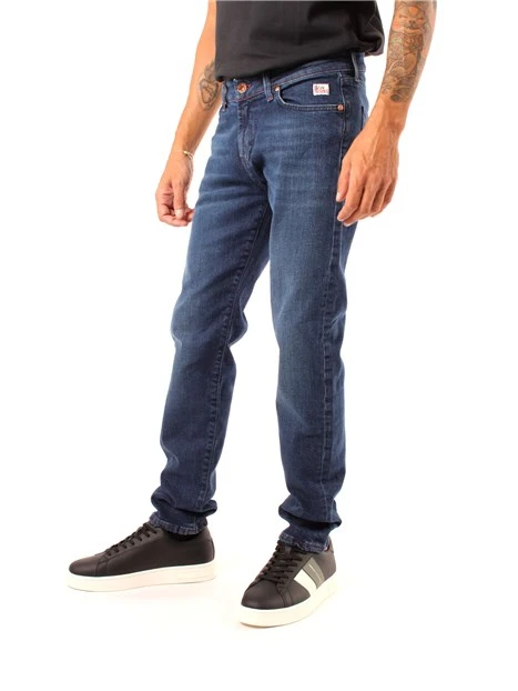 JEANS SLIM FIT CINQUE TASCHE CON LOGO SU TASCA UOMO BLU