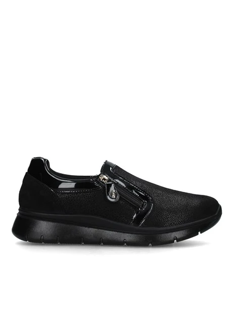 SNEAKERS SLIP ON CAMOSCIO E INSERTI EFFETTO VERNICE DONNA NERO