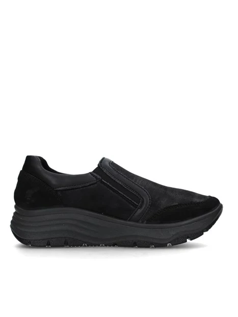 SNEAKERS SLIP ON SCAMOSCIATE DONNA NERO