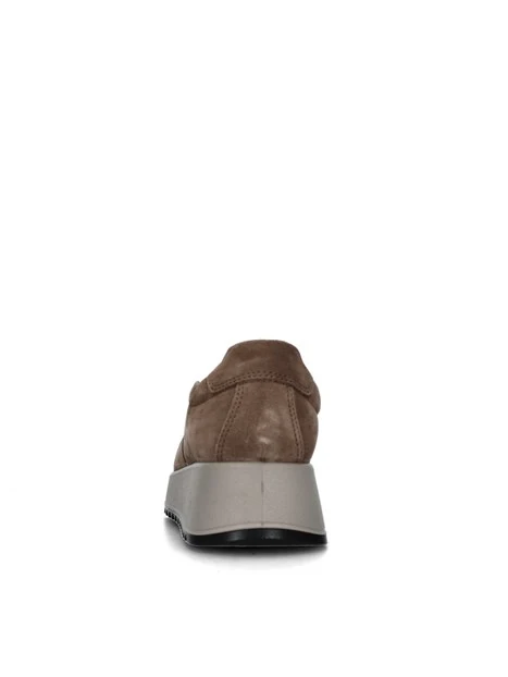 SNEAKERS SLIP ON IN CAMOSCIO CON MORSETTO DONNA BEIGE