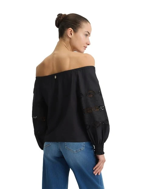 BLUSA SCOLLO A BARCA CON RICAMI DONNA NERO